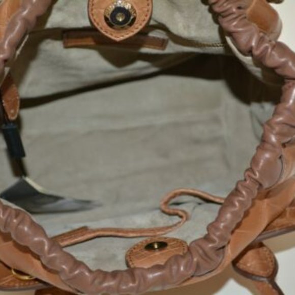 NWT BURBERRY ALLIGATOR LEATHER  COLOURS DINTON TOTE BAG - Picture 7 of 12